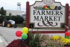 Farmers Market sign